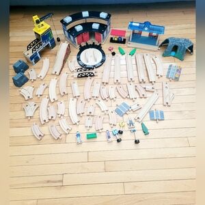 Toys R Us Imaginarium Wooden Track Pieces/accessories- Thomas Compatible